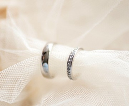 Argollas de matrimonio en oro 18K Velo Eterno